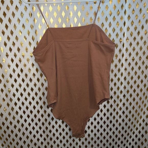 Wild fable nude bungee strap bodysuit size XXL  - Picture 4 of 4